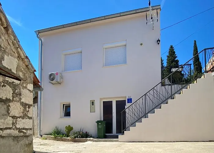 Kuca Za Odmor Astrea *