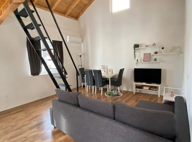 Kuca Za Odmor Astrea Vikendica *